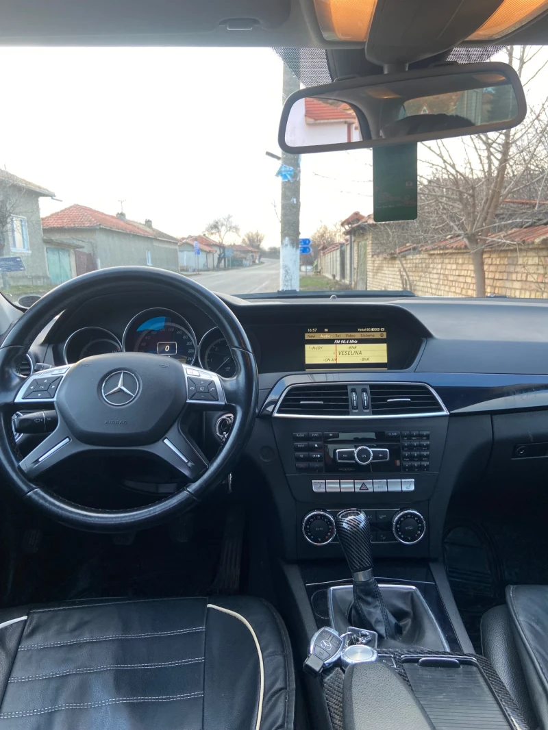 Mercedes-Benz C 220 2.2, снимка 9 - Автомобили и джипове - 49087745