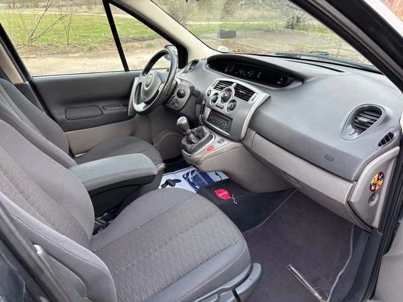 Renault Scenic 1.5DCI 105коня Италия , снимка 9 - Автомобили и джипове - 49599550