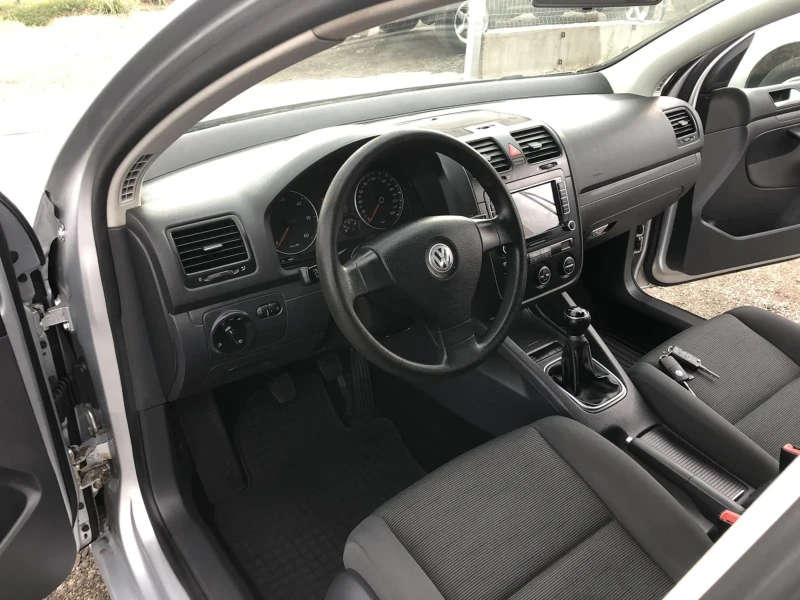VW Golf, снимка 9 - Автомобили и джипове - 51225614