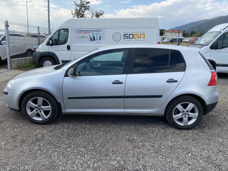 VW Golf, снимка 4 - Автомобили и джипове - 51225614