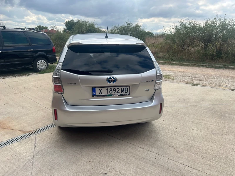 Toyota Prius Plus, снимка 4 - Автомобили и джипове - 52510289