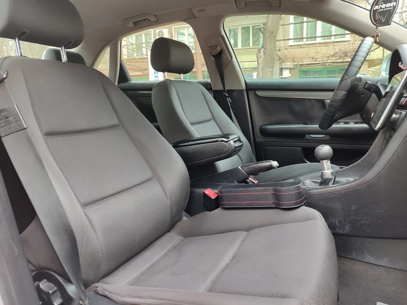 Audi A4, снимка 2 - Автомобили и джипове - 52731547