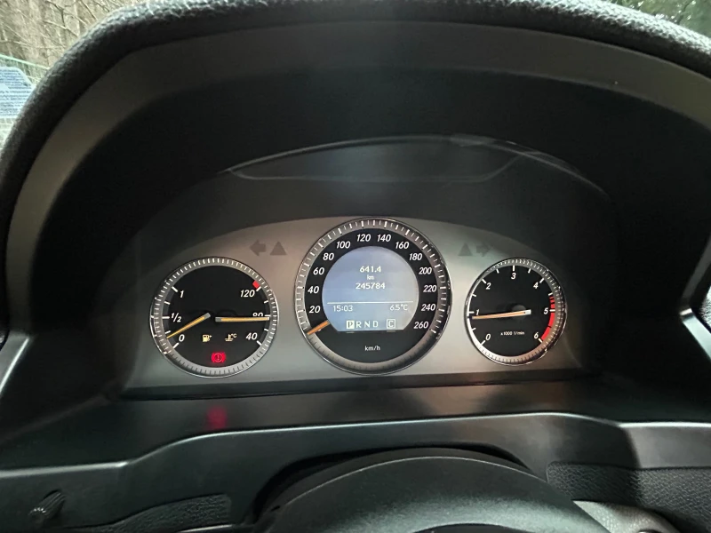 Mercedes-Benz C 220 2.2CDI, снимка 14 - Автомобили и джипове - 52891580