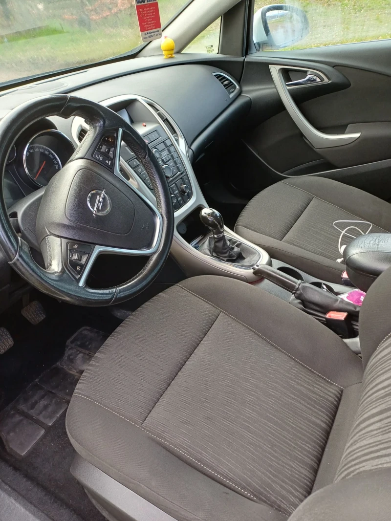 Opel Astra, снимка 14 - Автомобили и джипове - 53020720