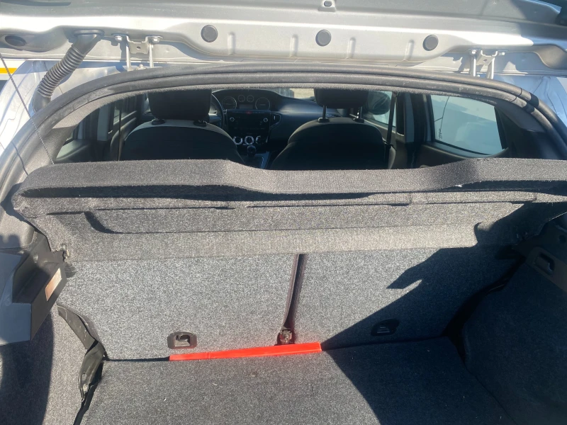 Lancia Ypsilon 0.9T CNG EURO6, снимка 7 - Автомобили и джипове - 53131739