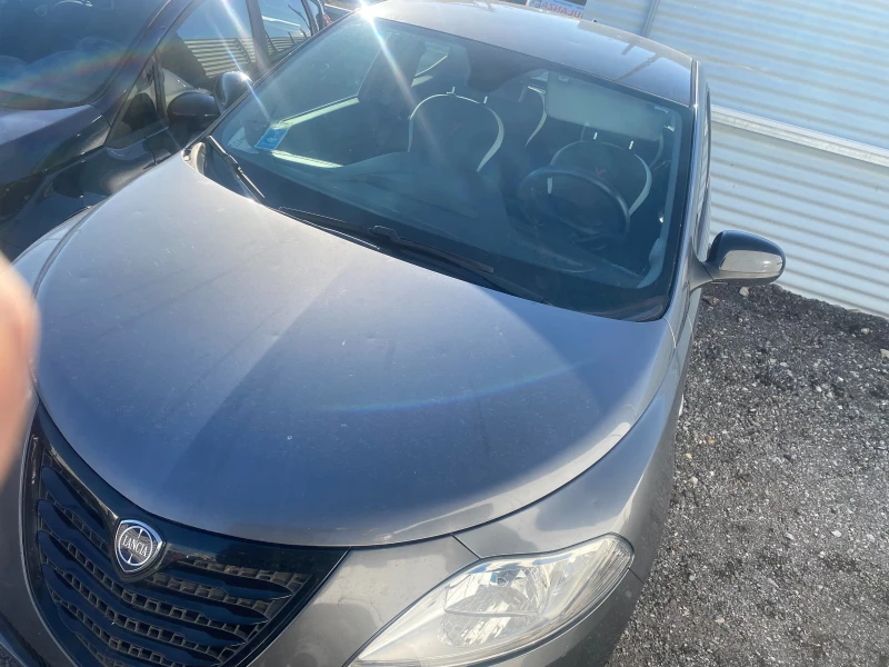 Lancia Ypsilon 0.9T CNG EURO6, снимка 4 - Автомобили и джипове - 53131739
