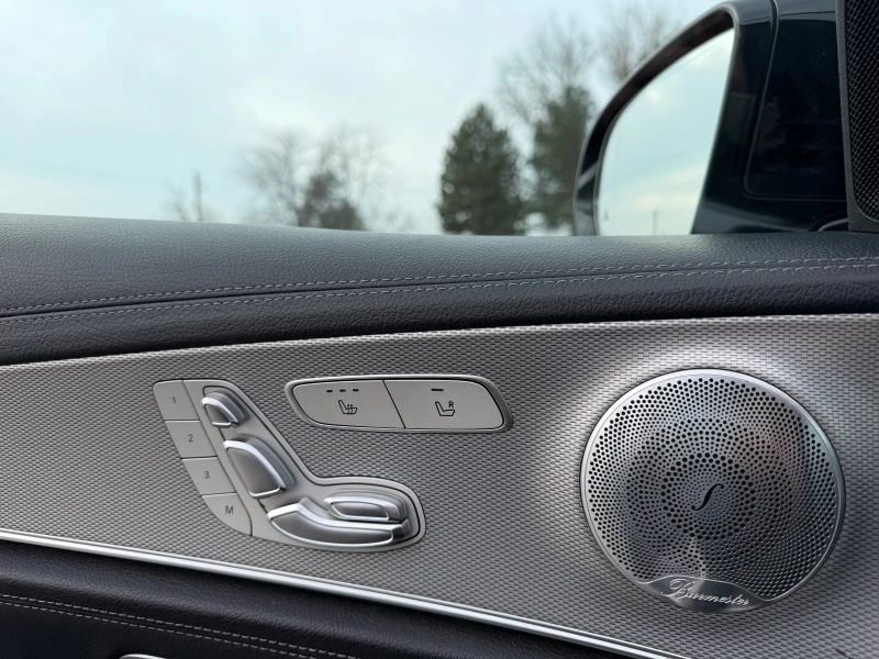 Mercedes-Benz E 220 9G-tronic, Multibeam, Burmaster, УНИКАТ, снимка 11 - Автомобили и джипове - 53177173