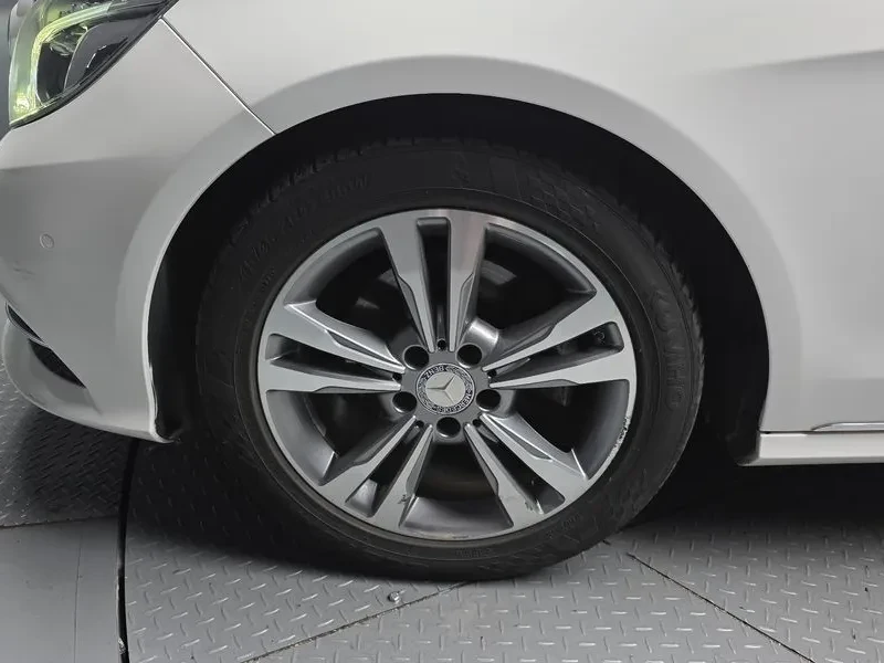 Mercedes-Benz E 220 | Mobile.bg � ����������� 5