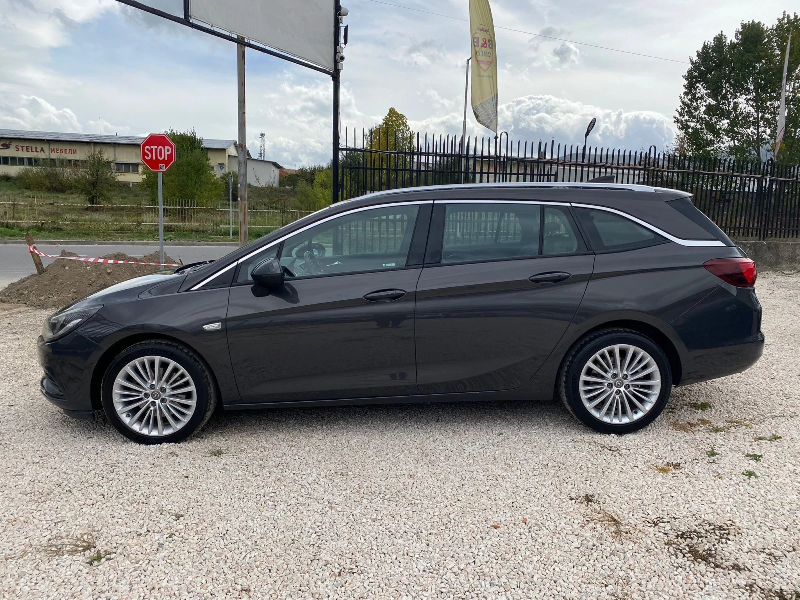 Opel Astra 1.6 Дизел, Автомат, Кожа, NAVI, Евро 6В - изображение 5