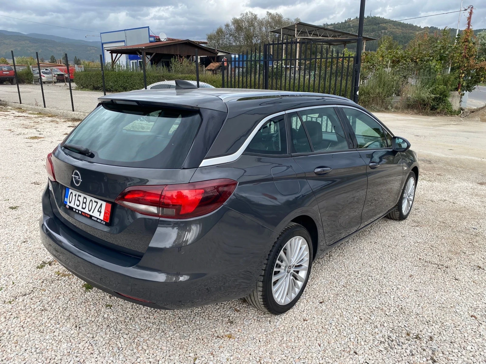 Opel Astra 1.6 Дизел, Автомат, Кожа, NAVI, Евро 6В - изображение 6