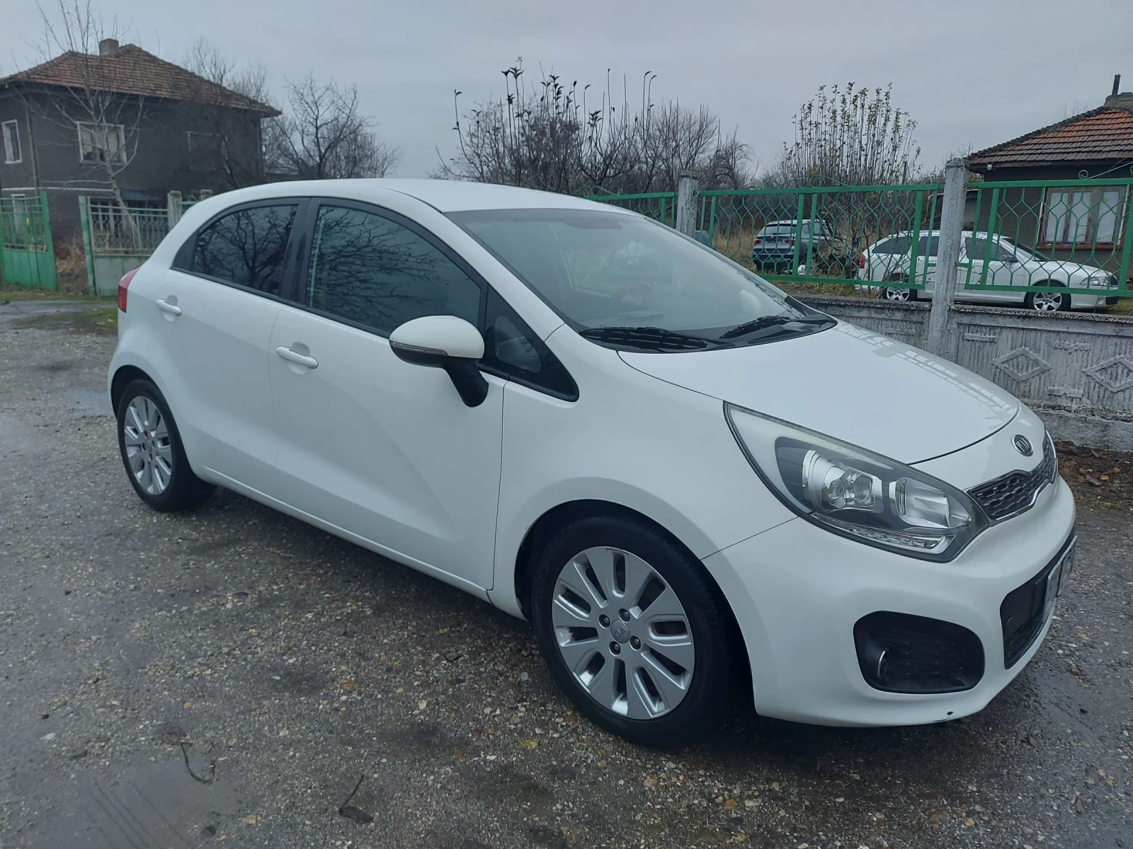 Kia Rio 1.4 Crdi 16V - изображение 6