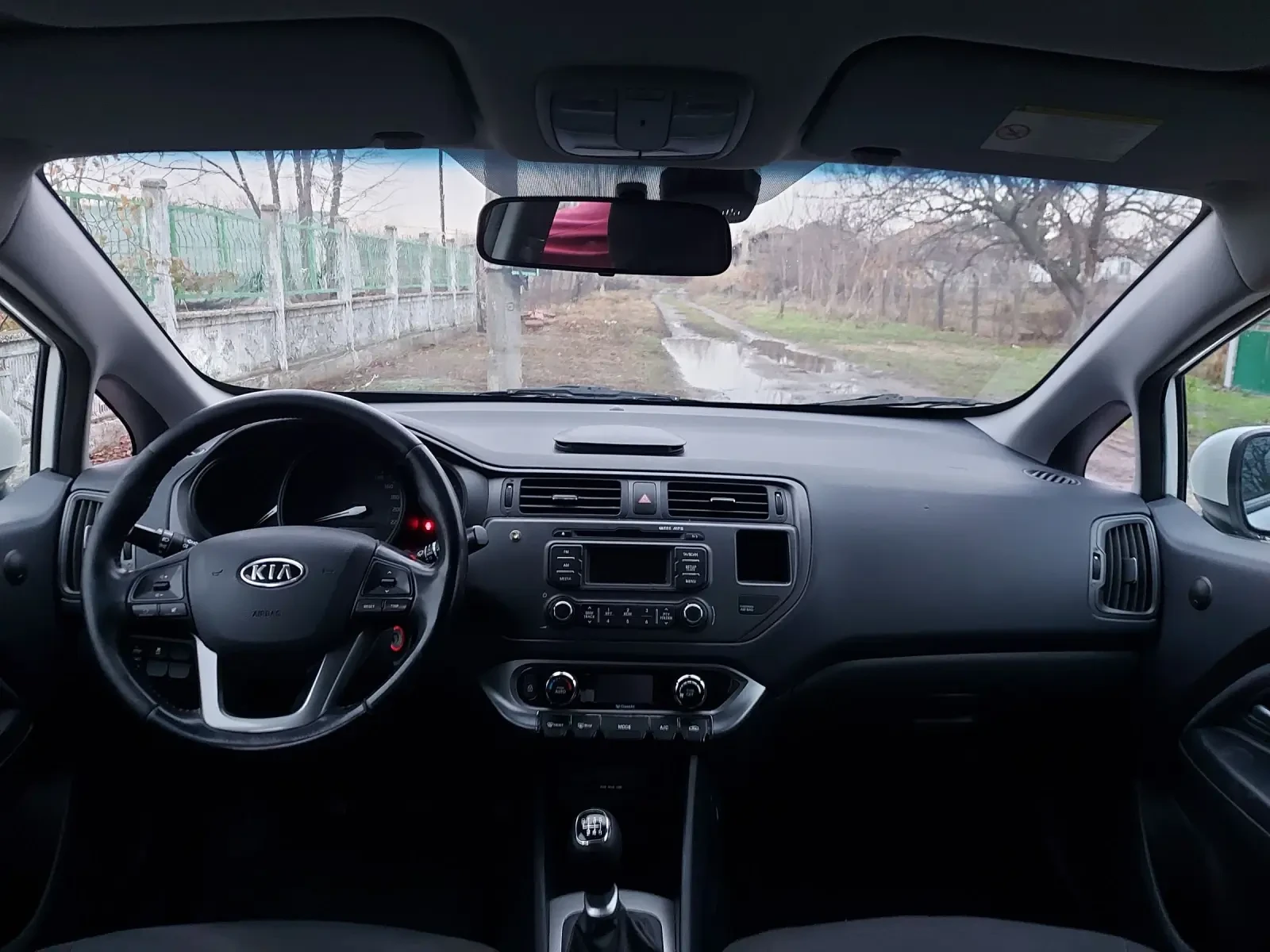 Kia Rio 1.4 Crdi 16V - изображение 10