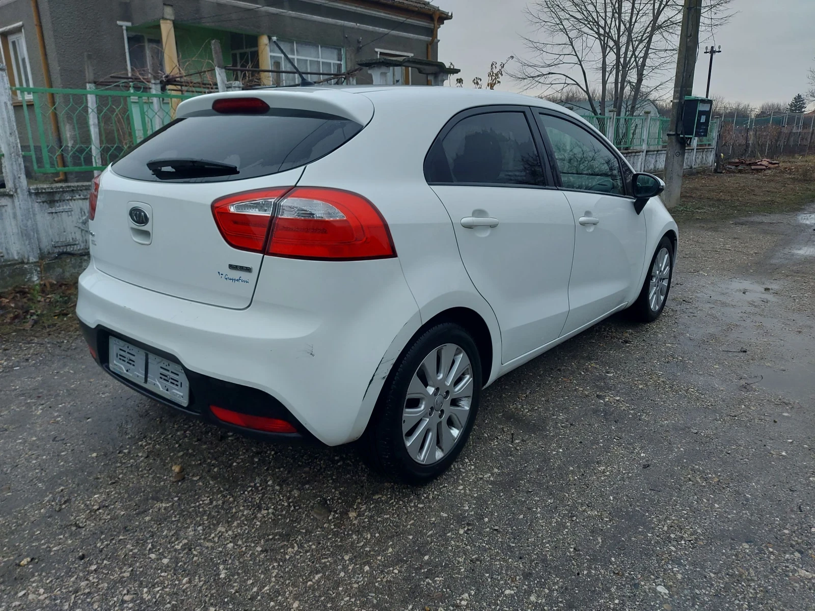 Kia Rio 1.4 Crdi 16V - изображение 5