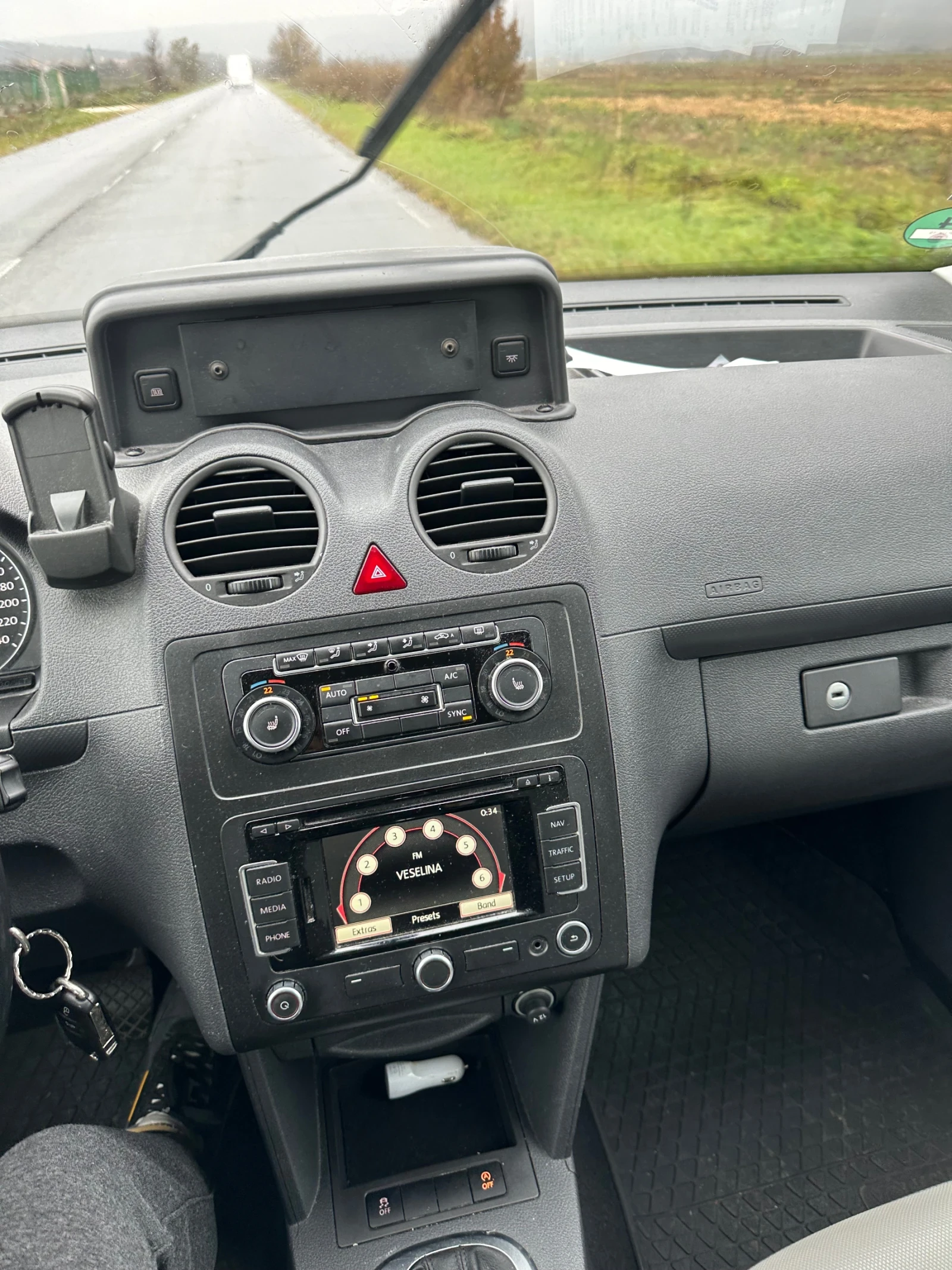 VW Caddy Caddy maxi - изображение 9