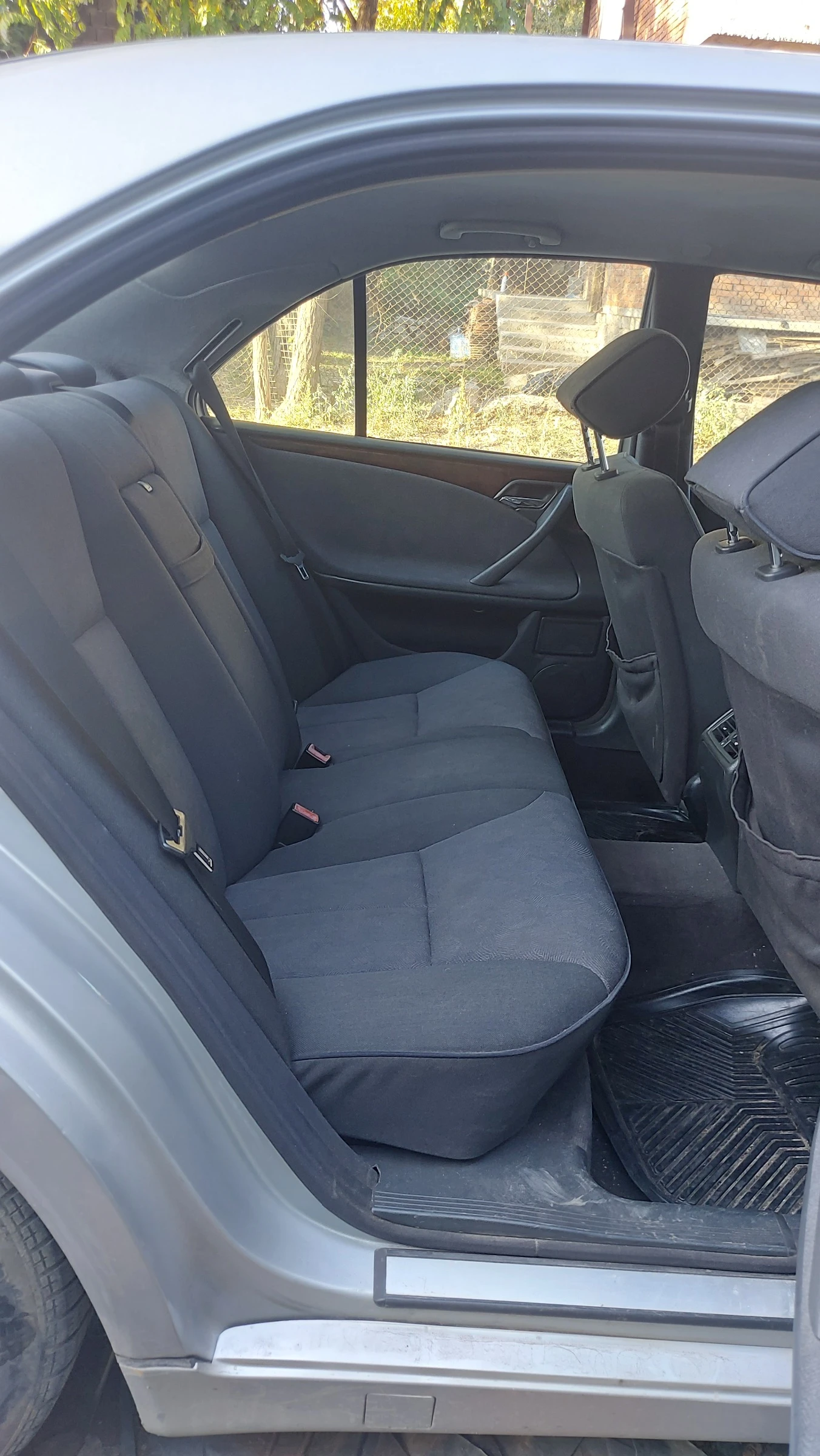 Mercedes-Benz E 220 CDI | Mobile.bg � ����������� 13