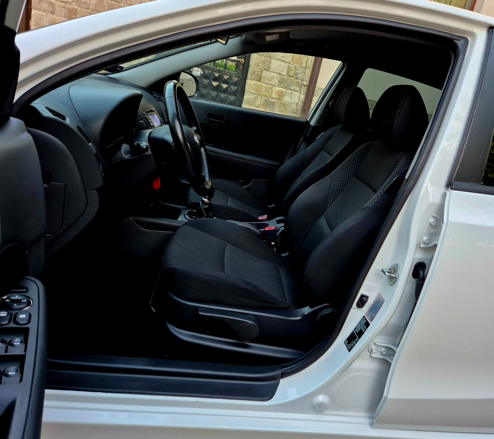 Hyundai I30 1.4i-FACE-LIFT--FIFA EDITION  | Mobile.bg   13