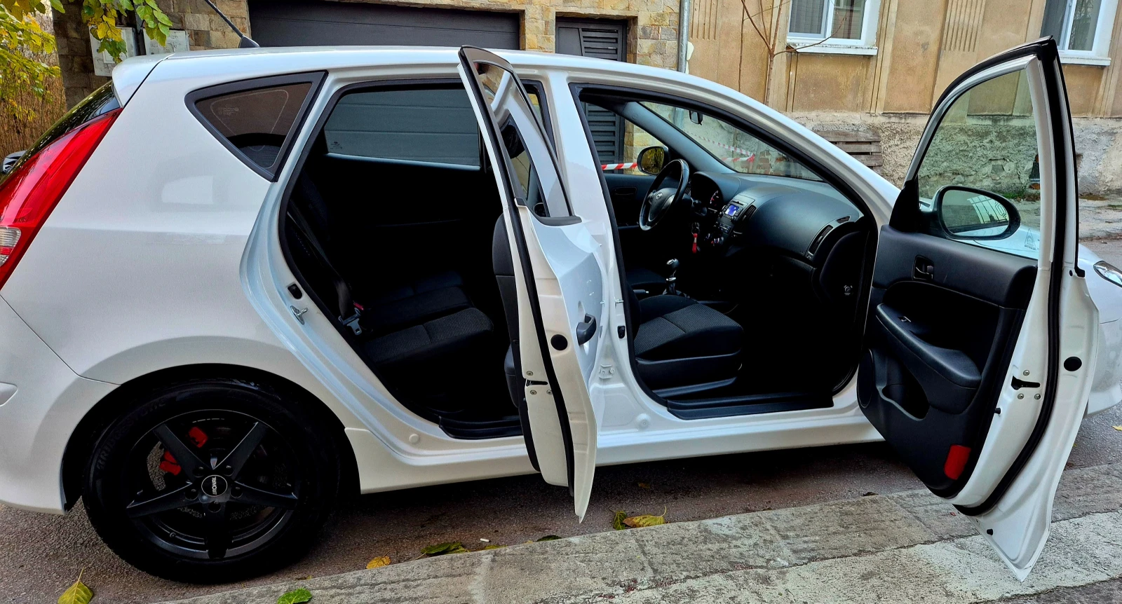 Hyundai I30 1.4i-FACE-LIFT--FIFA EDITION  | Mobile.bg   15