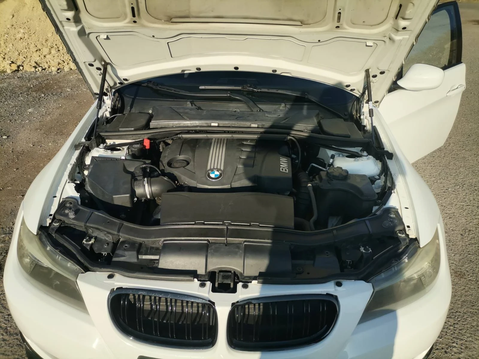 BMW 318  - изображение 8