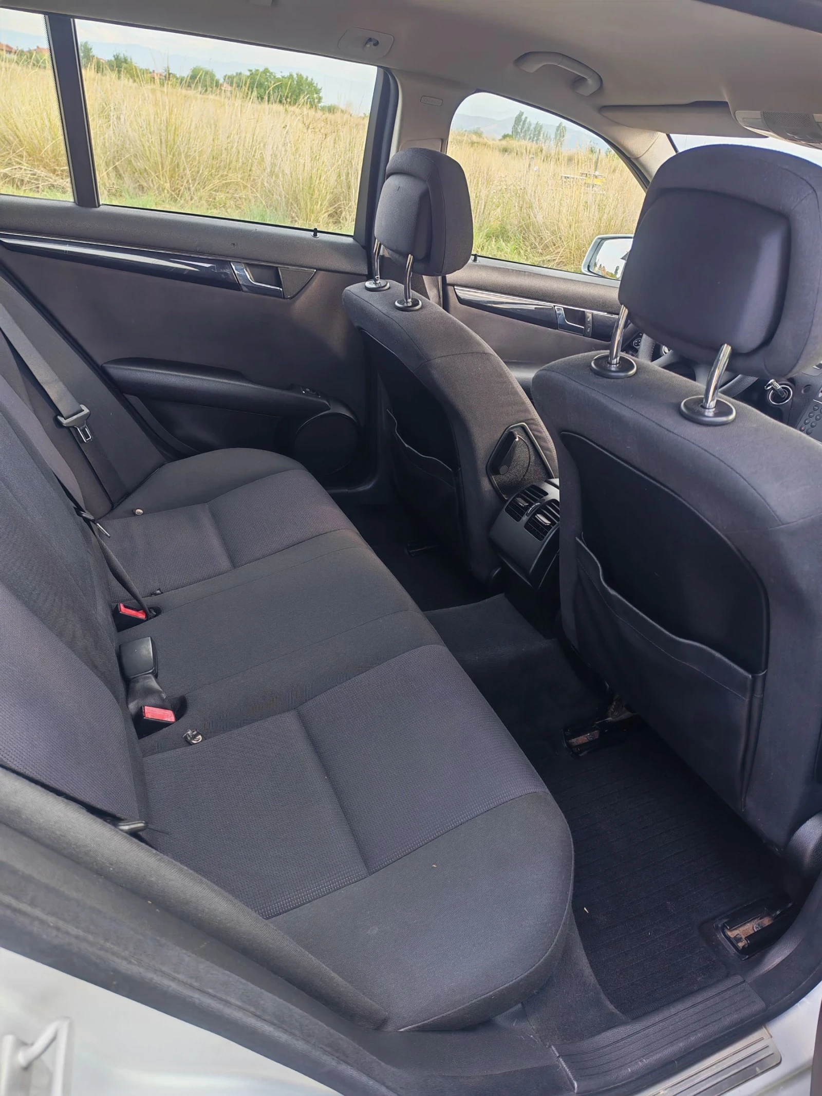 Mercedes-Benz C 220  - изображение 9