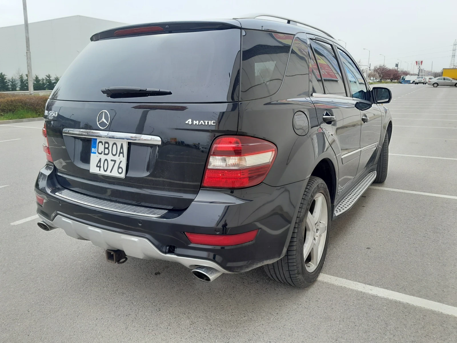 Mercedes-Benz ML 550, снимка 5 - Автомобили и джипове - 54259622