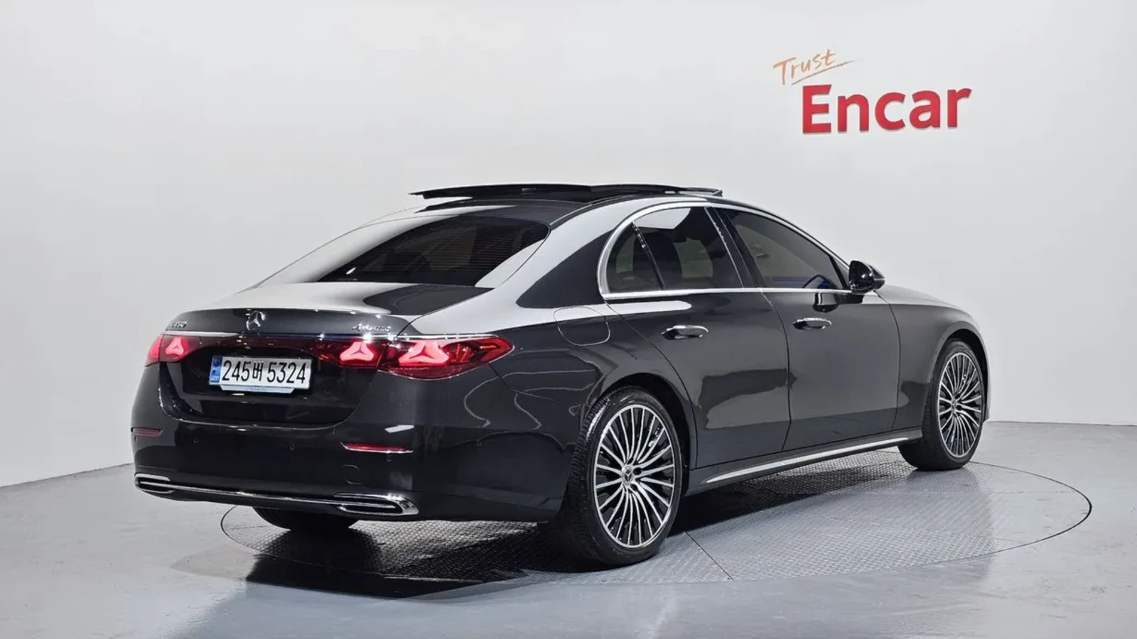 Mercedes-Benz E 450 4 MATIC /BURMESTER /360 ������ /��������� /HEAD UP | Mobile.bg � ����������� 2