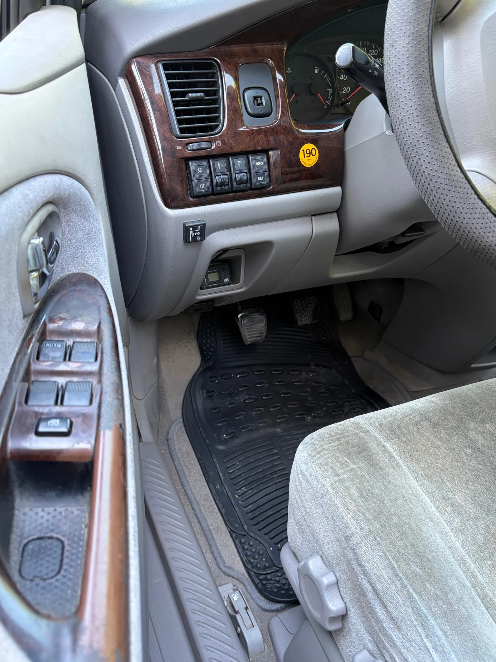 Mazda Mpv 2.0 i | Mobile.bg � ����������� 11