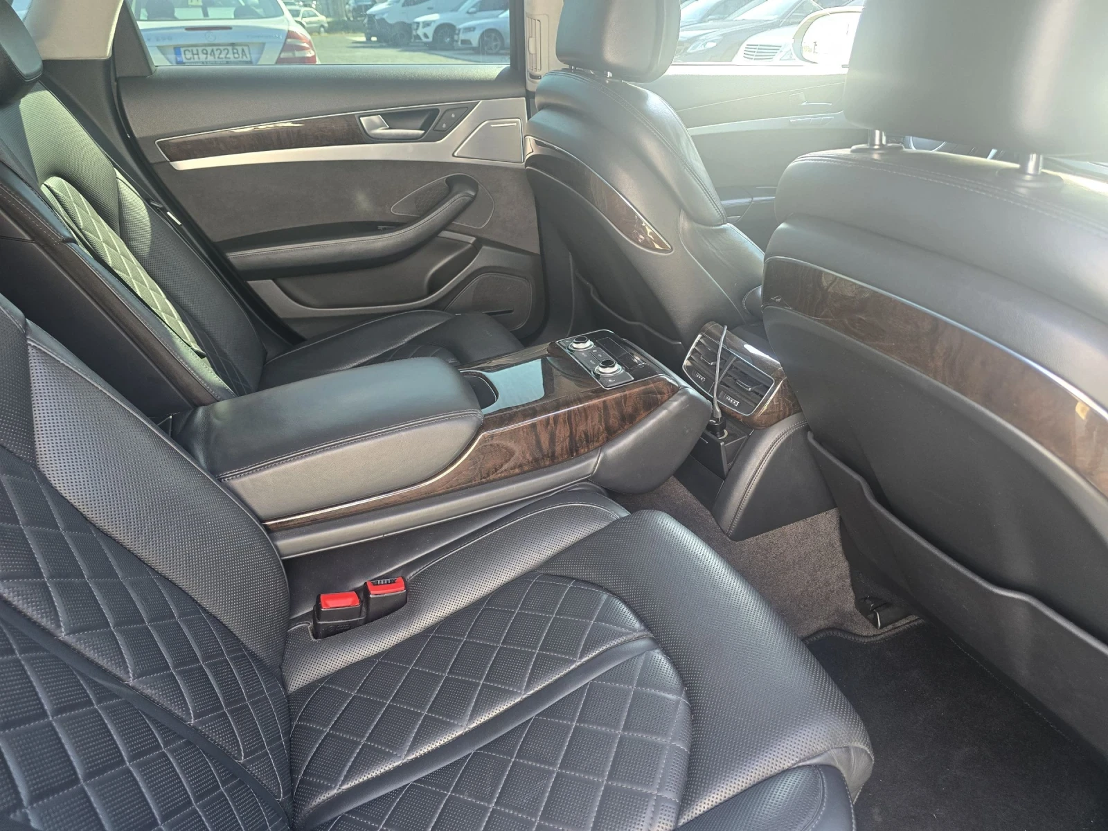 Audi A8 4.2 TDI , снимка 7 - Автомобили и джипове - 55196361