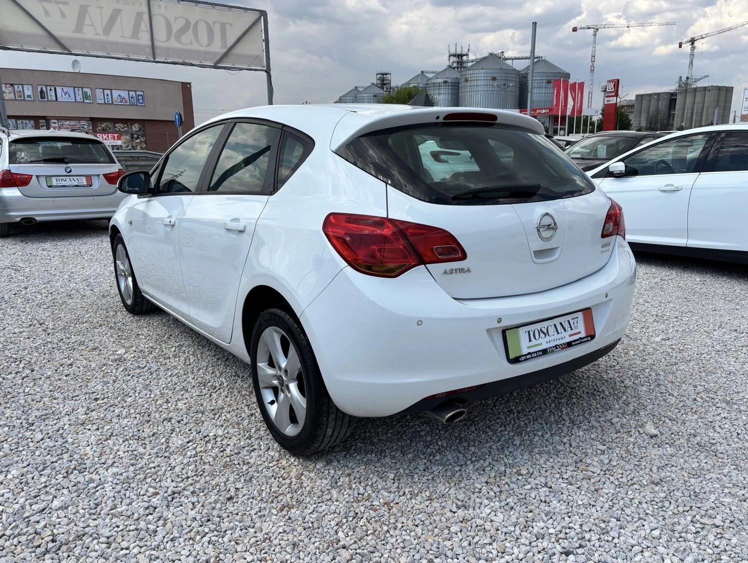 Opel Astra 1.4i* 140k.c* Газ * Лизинг * , снимка 3 - Автомобили и джипове - 55577620