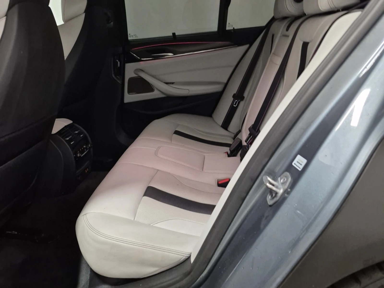 BMW M5 COMPETITION* Bowers & Wilkins* Carbon Fiber, снимка 9 - Автомобили и джипове - 55958929