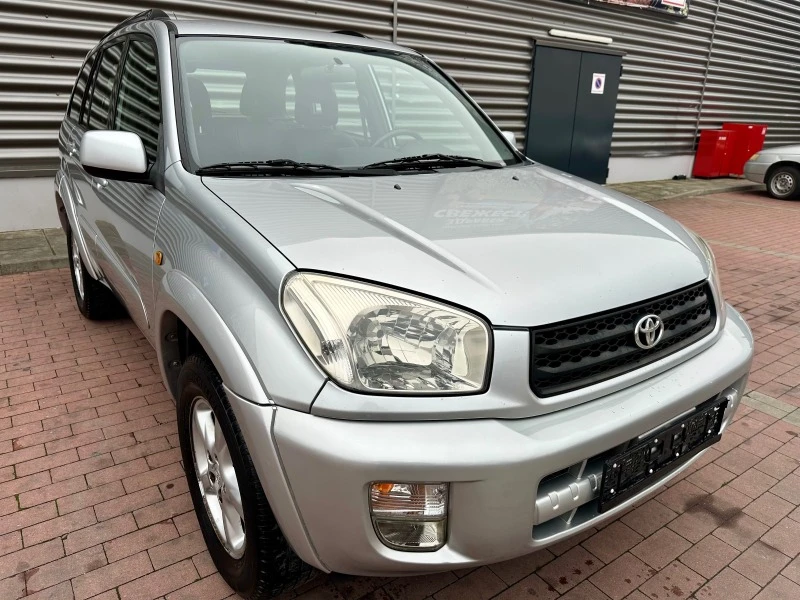 Toyota Rav4 2.0 VVT-i * КОЖА* 4х4* , снимка 4 - Автомобили и джипове - 43116152