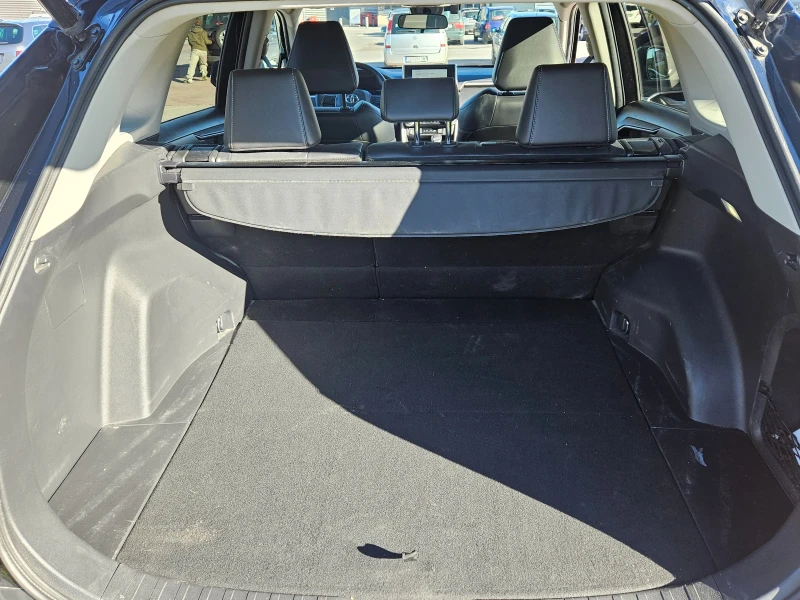 Toyota Rav4 Woodland EDITION XLE, снимка 12 - Автомобили и джипове - 52487274