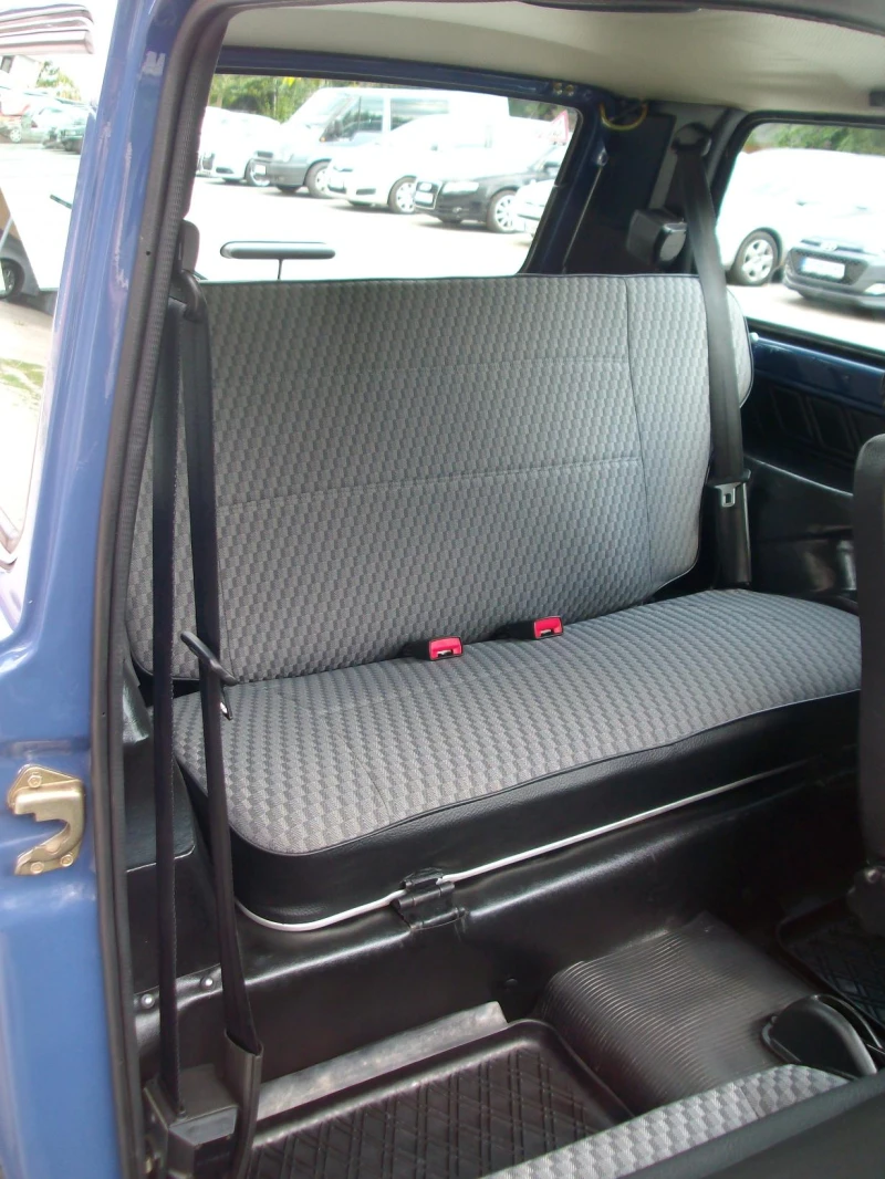 Lada Niva 1.7i 22000 km * Хидравлика * КАТО НОВА * , снимка 13 - Автомобили и джипове - 52175073