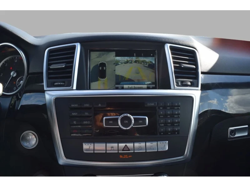 Mercedes-Benz ML 350 BlueTEC* Harman/Kardon* 360camera* Пано* Подгрев, снимка 11 - Автомобили и джипове - 52364193