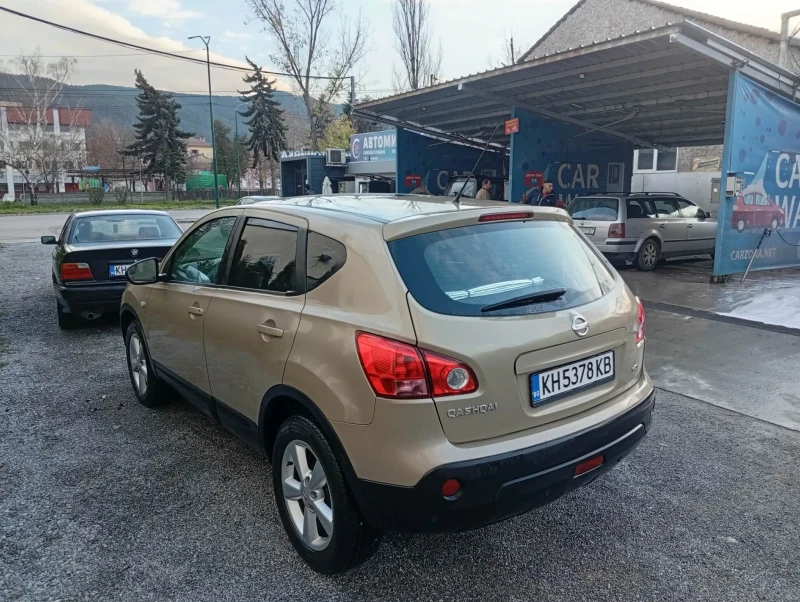 Nissan Qashqai 1.5dci, снимка 5 - Автомобили и джипове - 52869680
