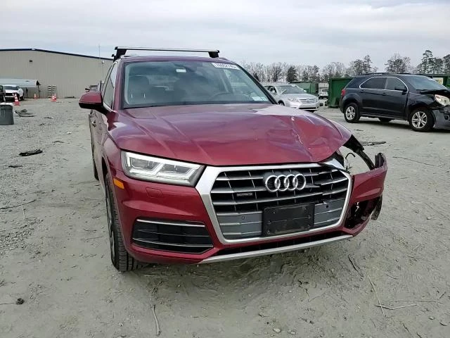 Audi Q5 2.0L 4 ALL WHEEL DRIVE