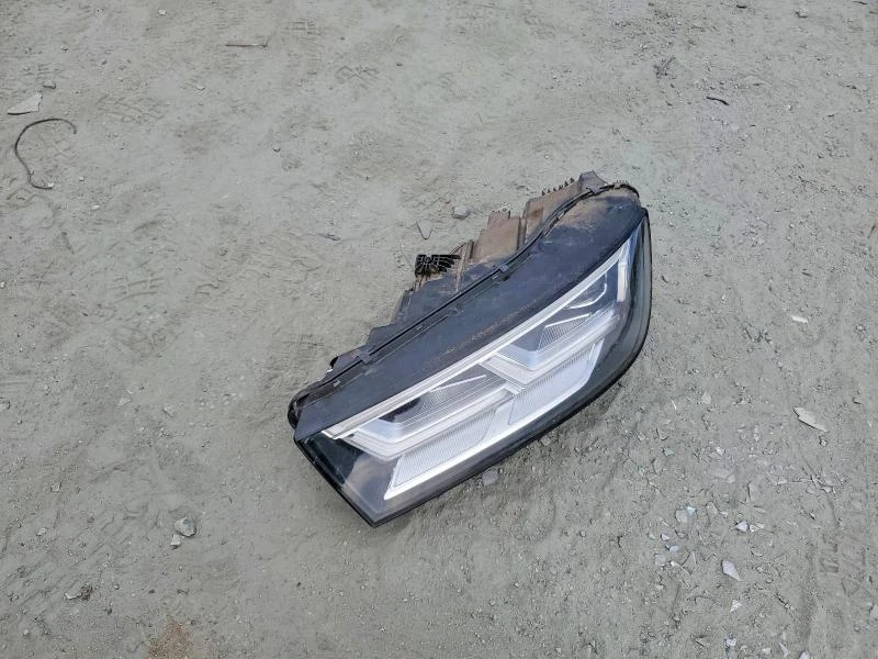 Audi Q5 2.0L 4 ALL WHEEL DRIVE, снимка 14 - Автомобили и джипове - 53929065