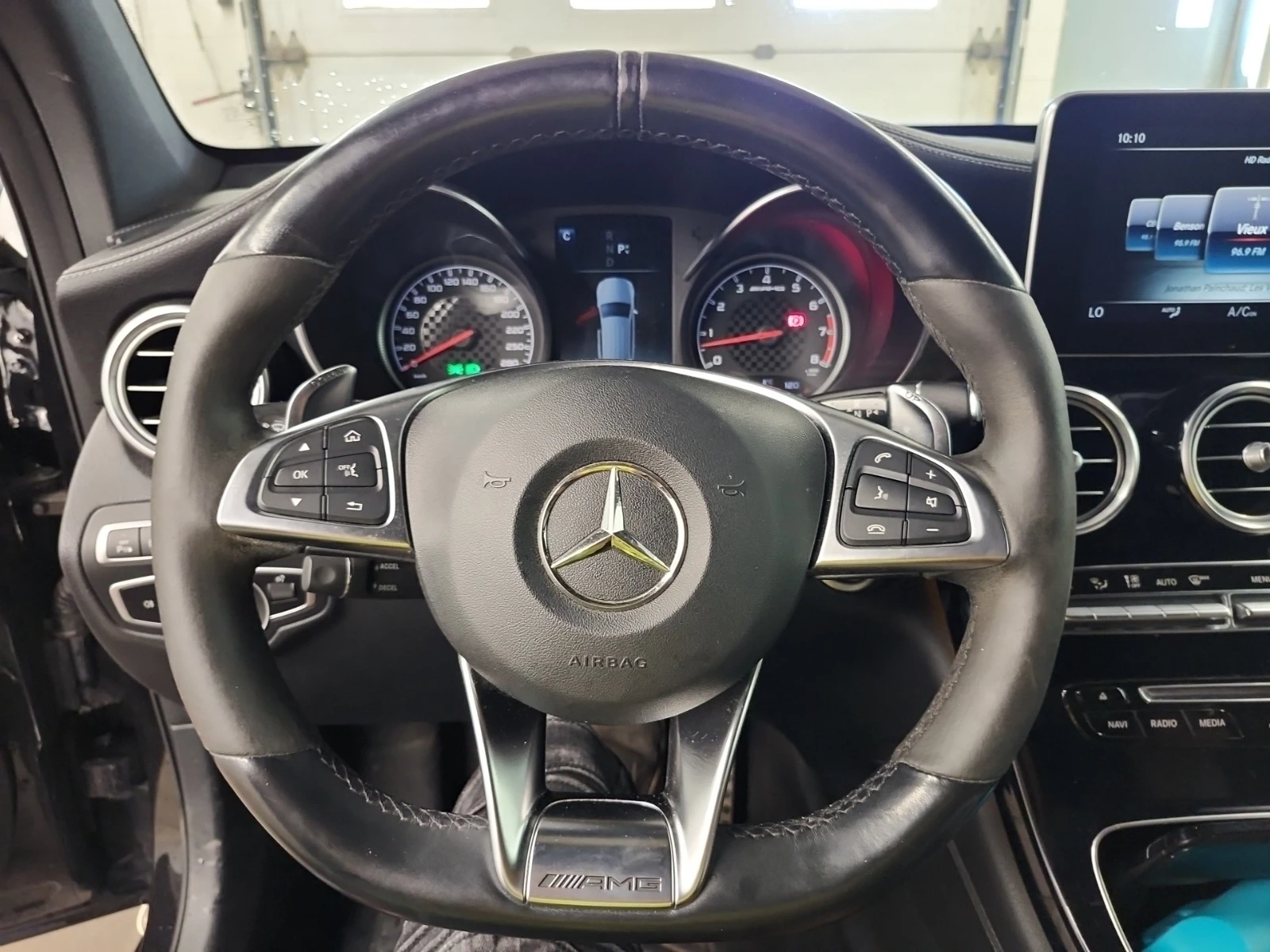 Mercedes-Benz GLC 43 AMG * 2 КЛЮЧА * CARFAX * БЕЗ ПЪРВОНАЧАЛНА ВНОСКА - изображение 9