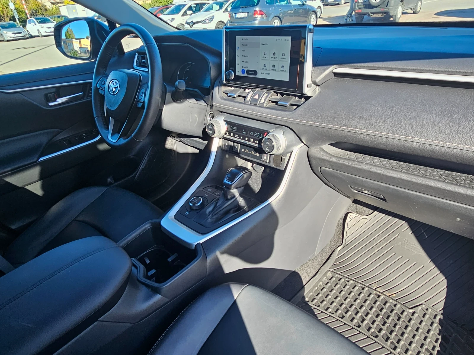 Toyota Rav4 Woodland EDITION XLE - изображение 7