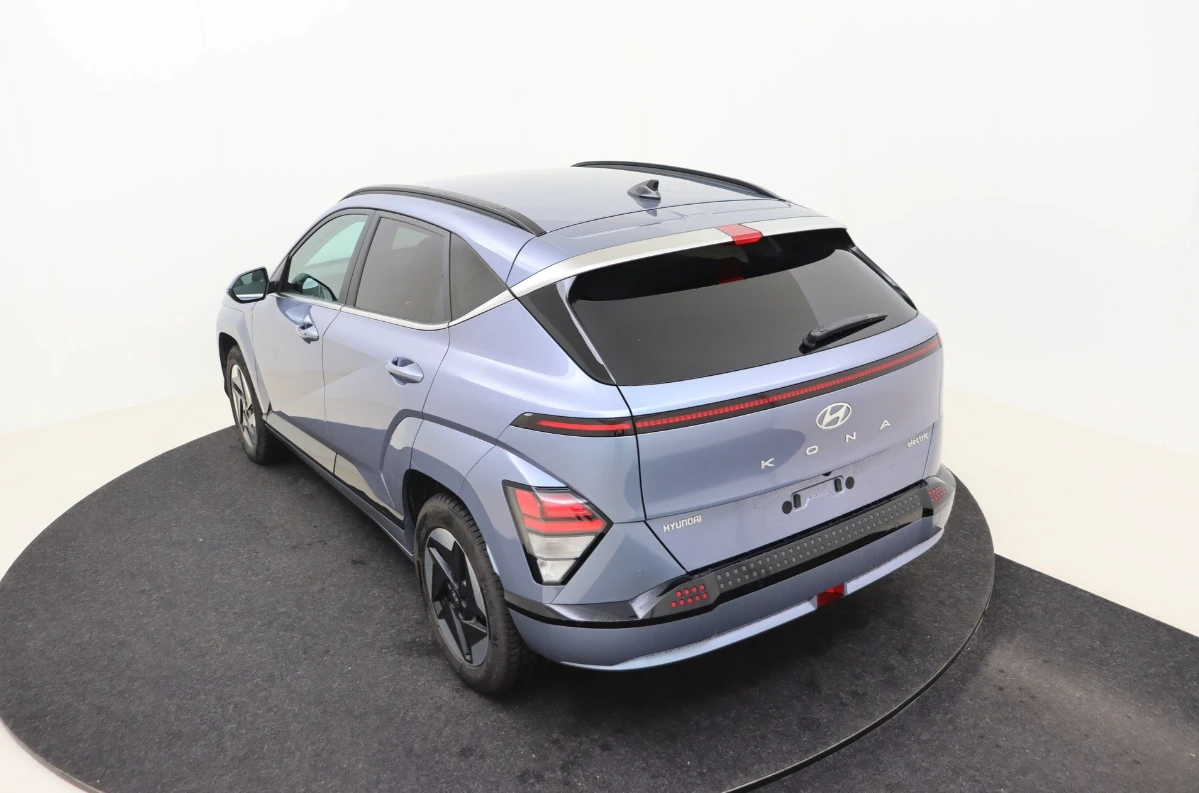 Hyundai Kona e-Kona 48 kWh ВЪЗМОЖНОСТ ЗА ЛИЗИНГ, снимка 4 - Автомобили и джипове - 53815317