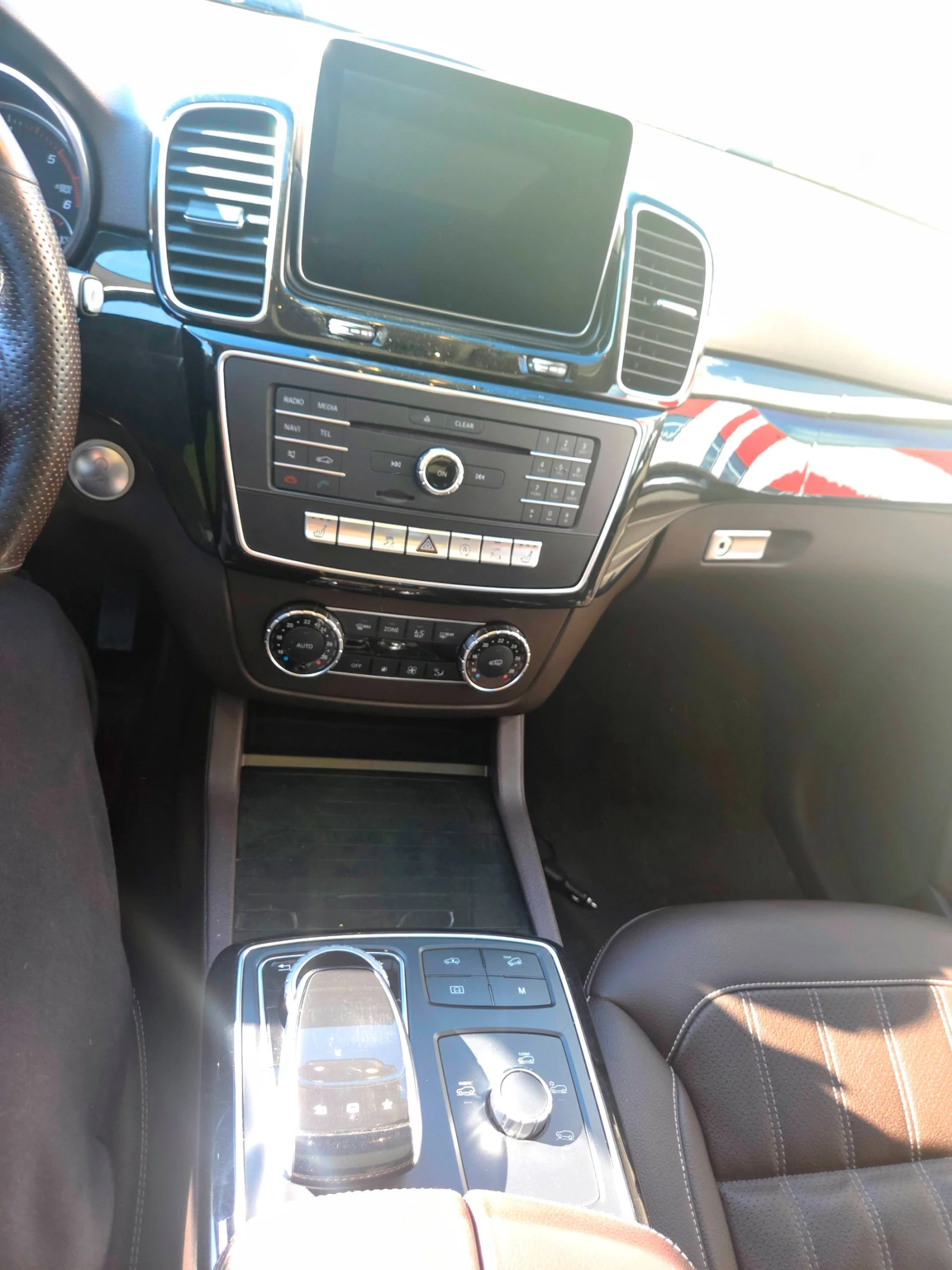 Mercedes-Benz GLE 350 4matic  AMG line , снимка 11 - Автомобили и джипове - 54360100