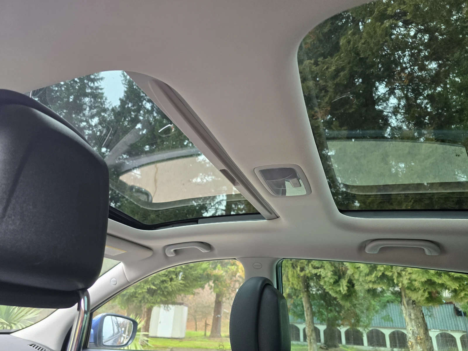Hyundai IX35 2.0CRDI 4X4 ШВЕЙЦАРИЯ , снимка 14 - Автомобили и джипове - 54537227