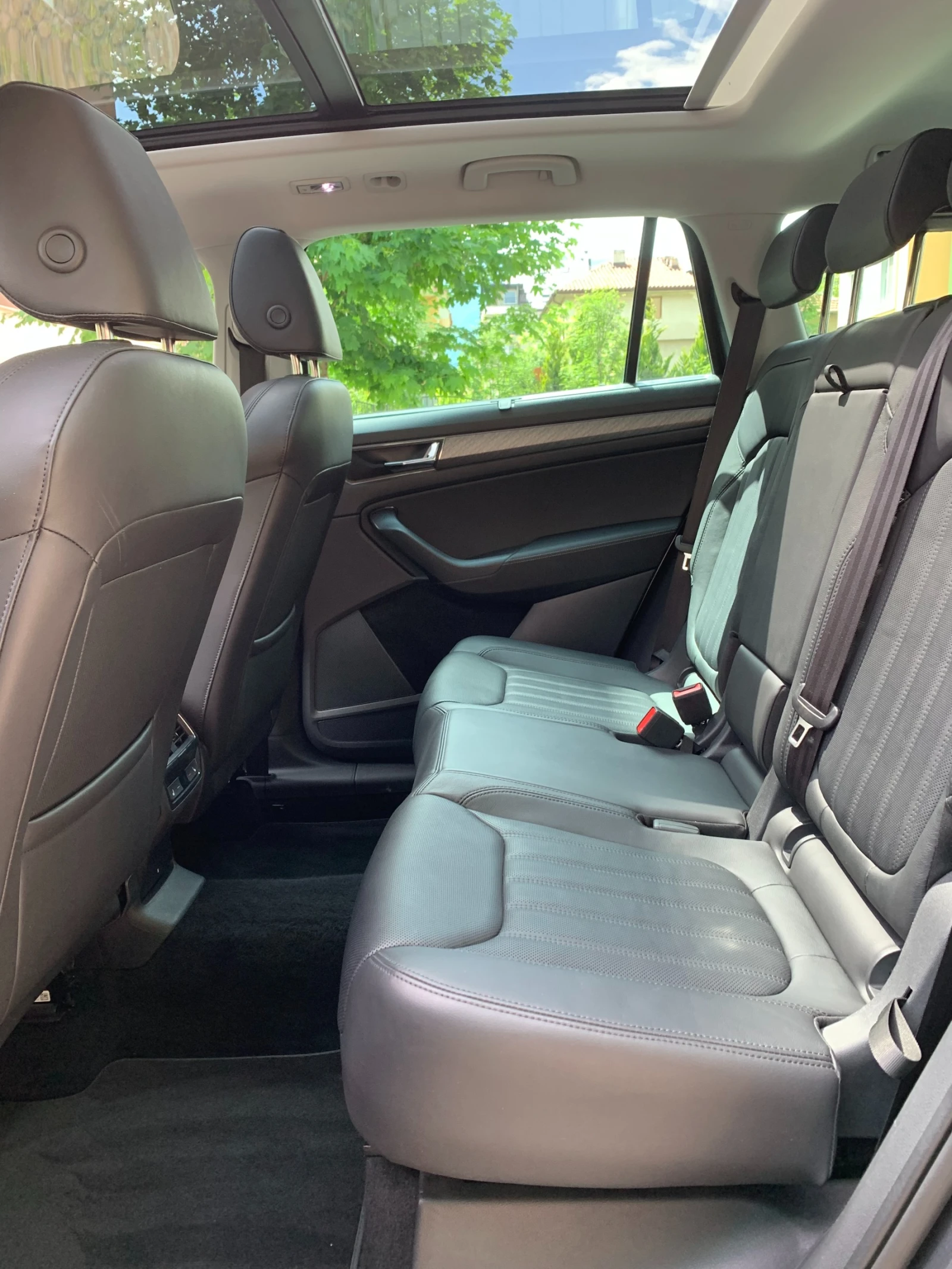 Skoda Kodiaq 2.0 TDI /4x4/7DSG/200кс. Панорама, снимка 6 - Автомобили и джипове - 54580019