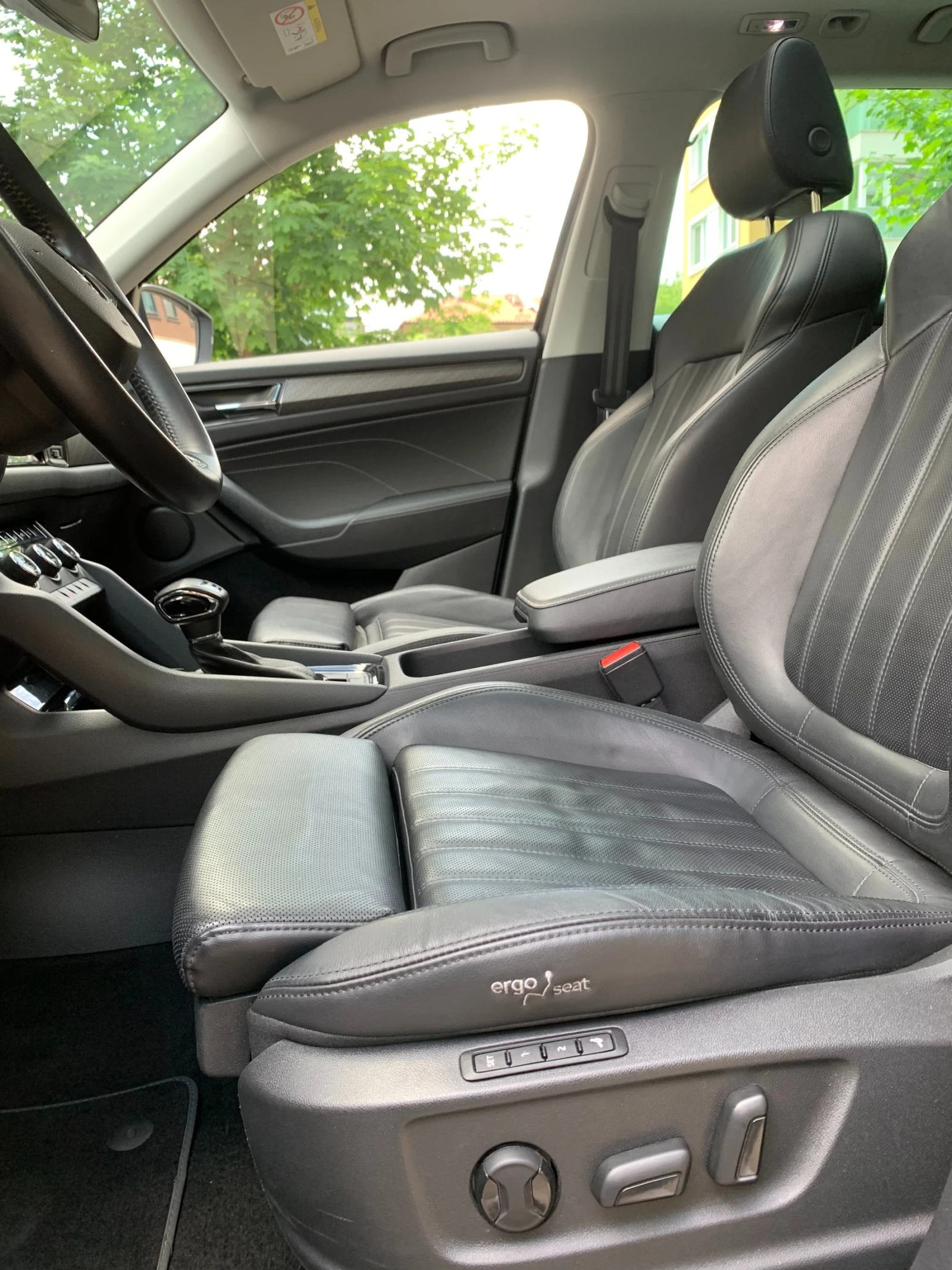 Skoda Kodiaq 2.0 TDI /4x4/7DSG/200кс. Панорама, снимка 5 - Автомобили и джипове - 54580019