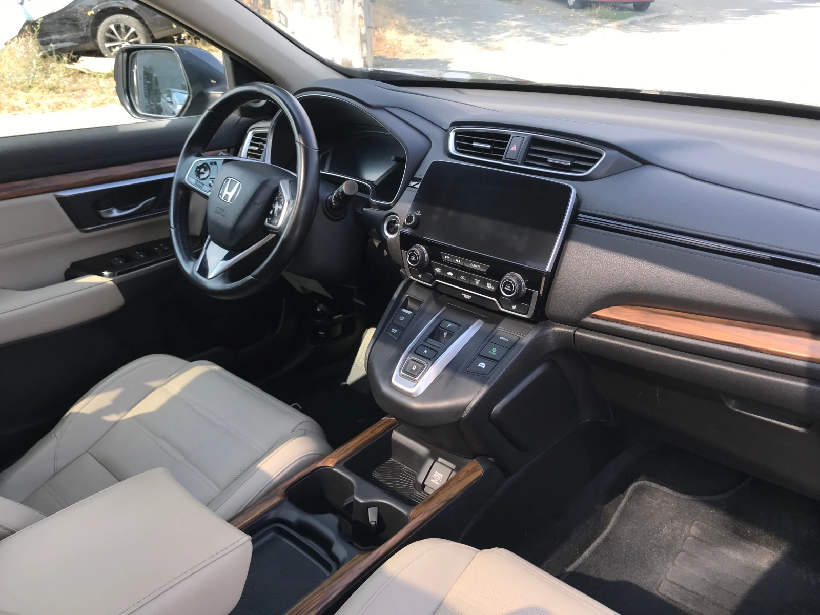 Honda Cr-v 2, 0 Hybrid, снимка 10 - Автомобили и джипове - 55129738