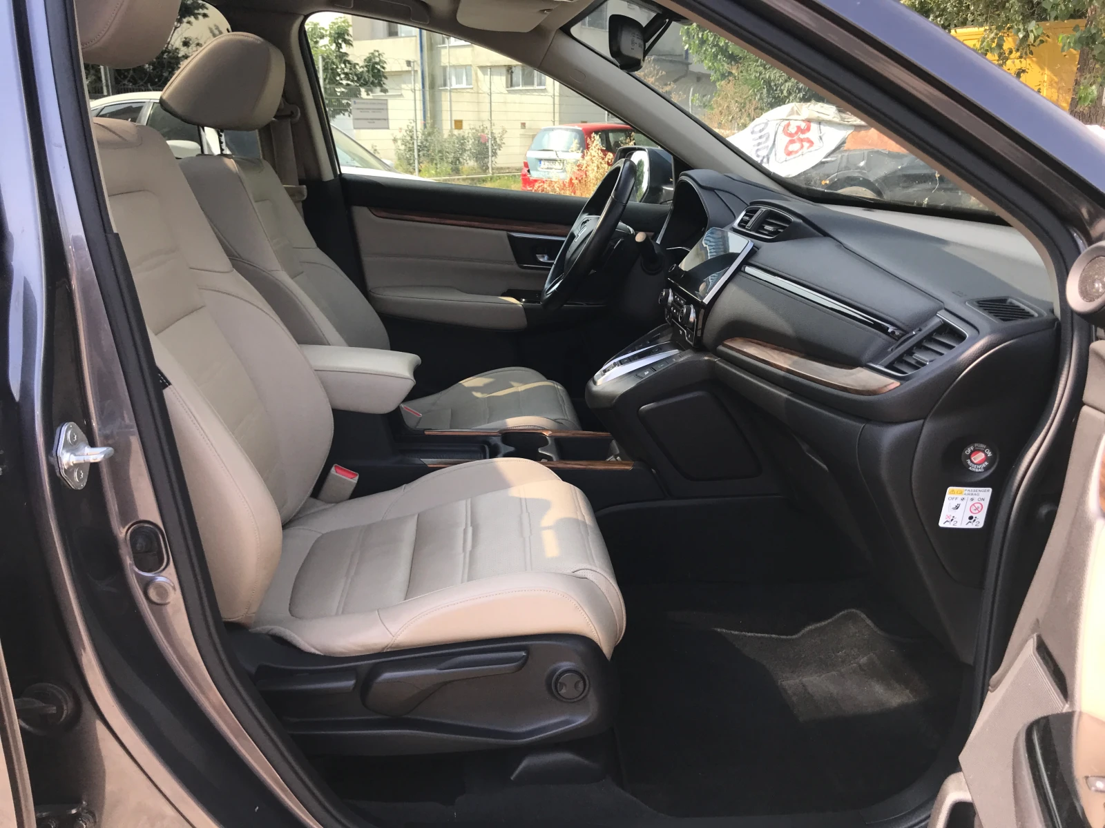 Honda Cr-v 2, 0 Hybrid, снимка 9 - Автомобили и джипове - 55129738