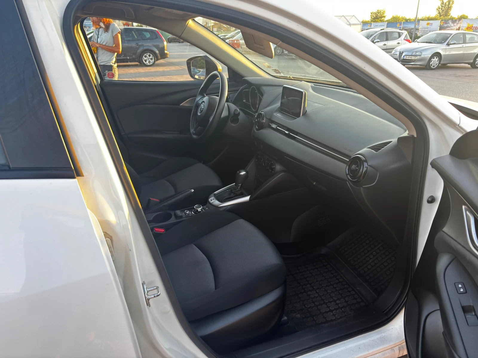 Mazda CX-3, снимка 8 - Автомобили и джипове - 55666213