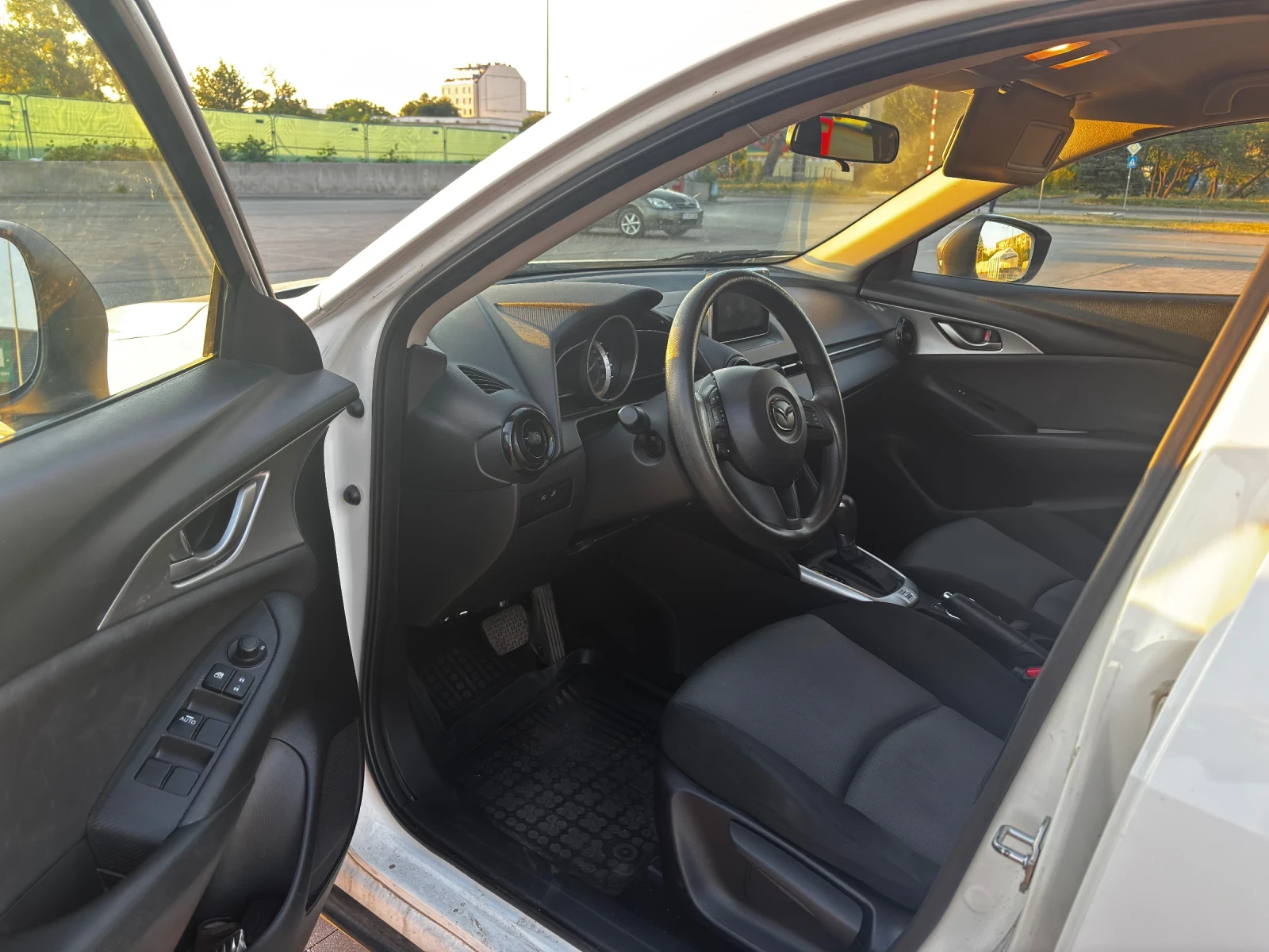 Mazda CX-3, снимка 7 - Автомобили и джипове - 55666213