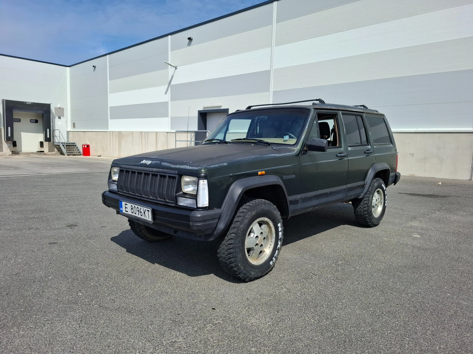 Jeep Cherokee, снимка 3 - Автомобили и джипове - 55798940