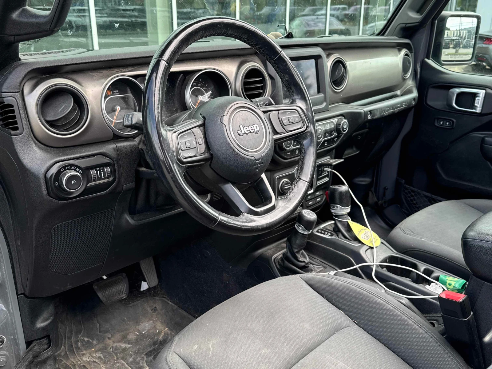 Jeep Wrangler * Unlimited Willys * CARFAX * АВТОКРЕДИТ * , снимка 5 - Автомобили и джипове - 55949594