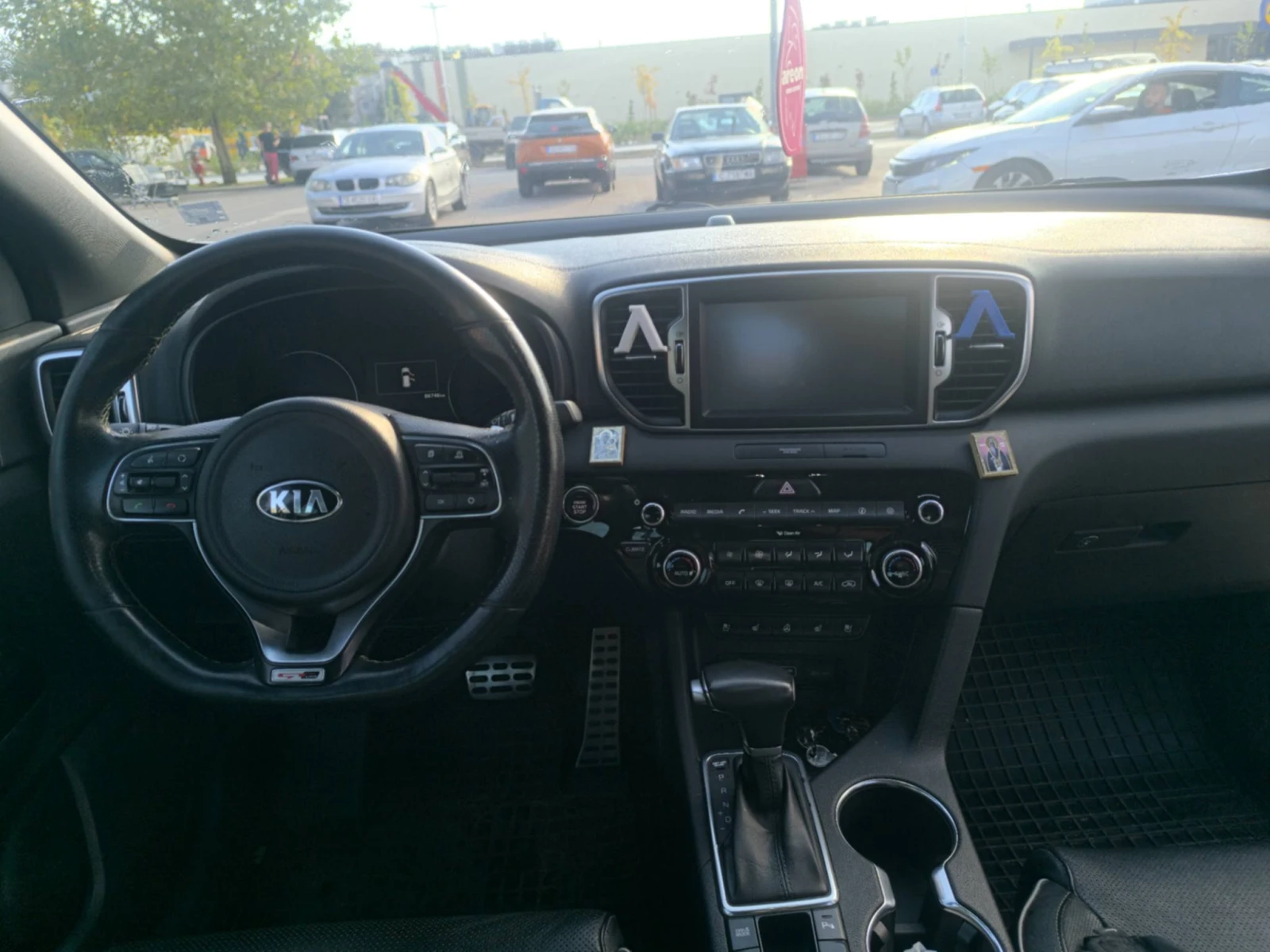 Kia Sportage 2, 0 CDTI, снимка 9 - Автомобили и джипове - 56074002